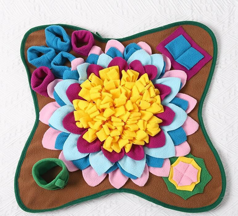 Interactive Dog Sniffing Mat Slow Feeder