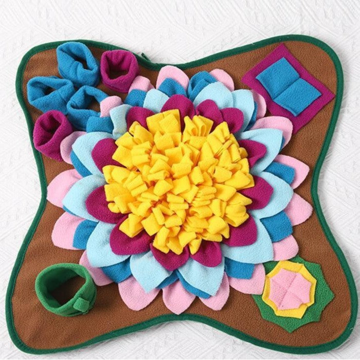 Interactive Dog Sniffing Mat Slow Feeder